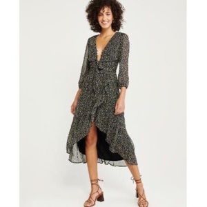 Abercrombie & Fitch Floral Tie Cut Out Midi Dress